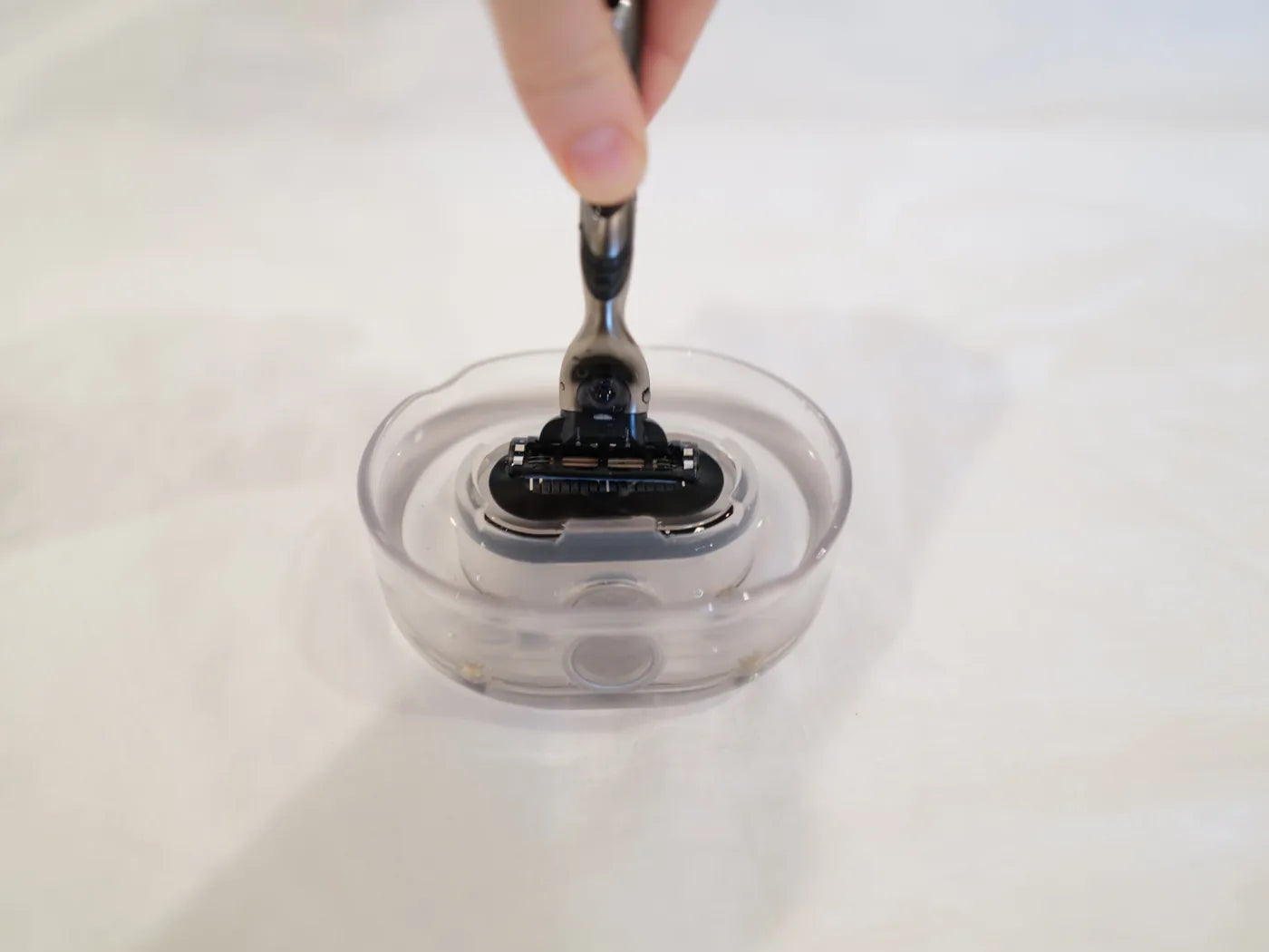 The Clean Shave Razor Rinser Pulitore Lamette Black