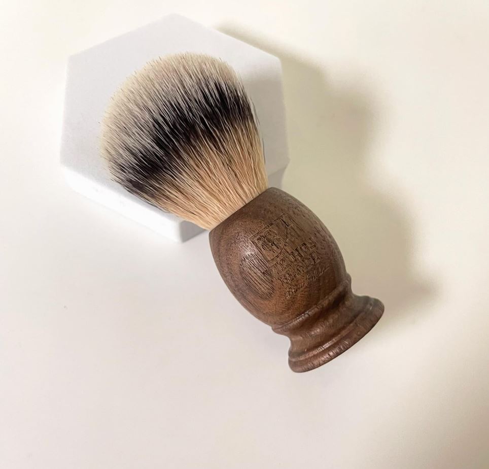Viking's Blade Rustic Walnut pennello da barba in legno